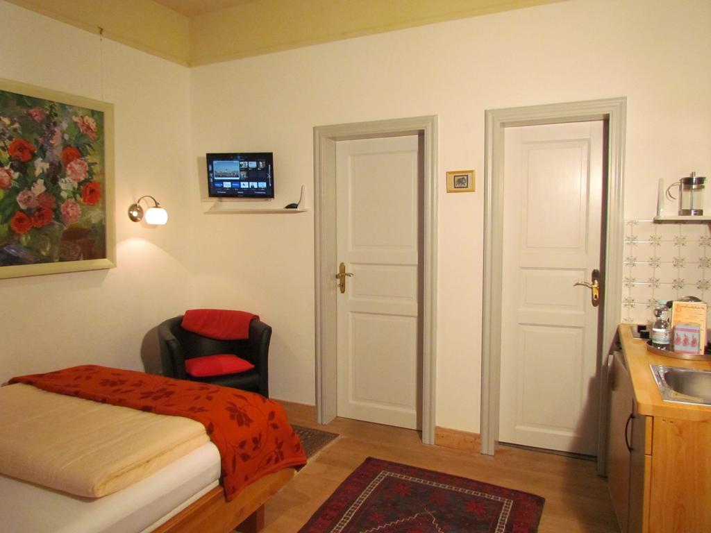 Apartments Im Froschhaus Mit Fruehstueckskuechen Friedrichstadt Pokój zdjęcie